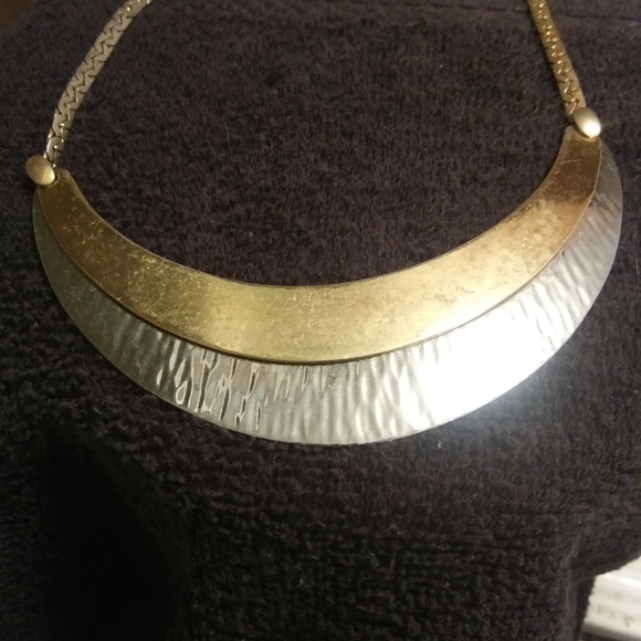 Necklace - Picture 2 of 2